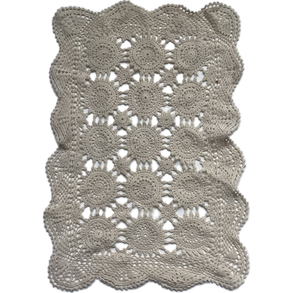 Vintage Rectangle Handmade Crochet Table Topper Dresser Floral 17”x11” 146
